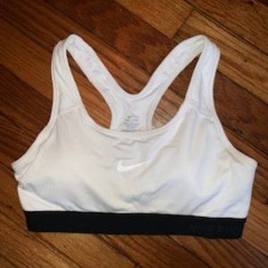 Nike Pro Sports Bra
